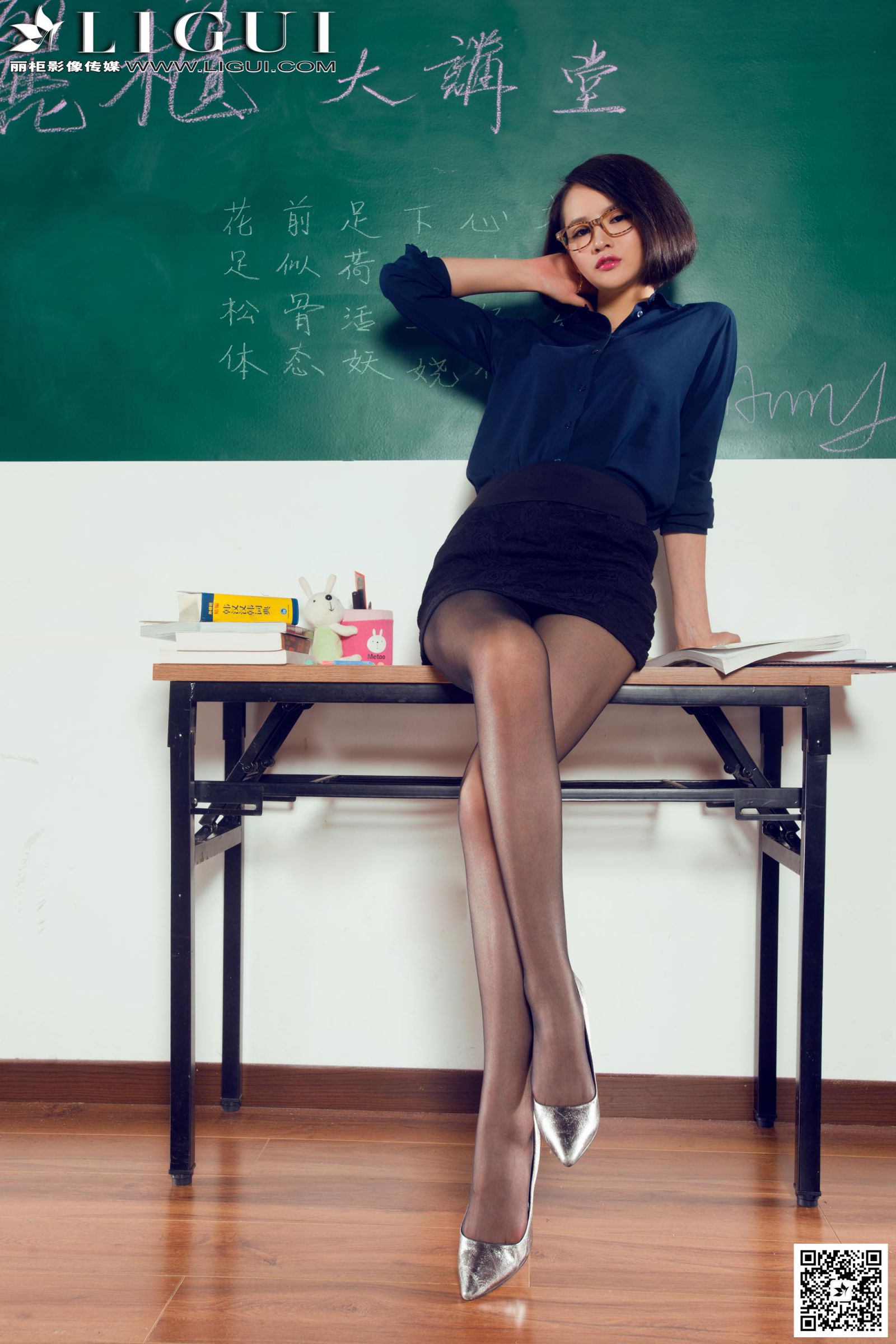[Ligui丽柜] AMY - 教室里的黑丝女教师